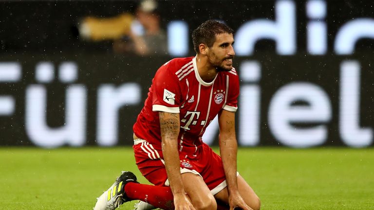 Bayerns Innenverteidiger Javi Martinez droht eine Auszeit.