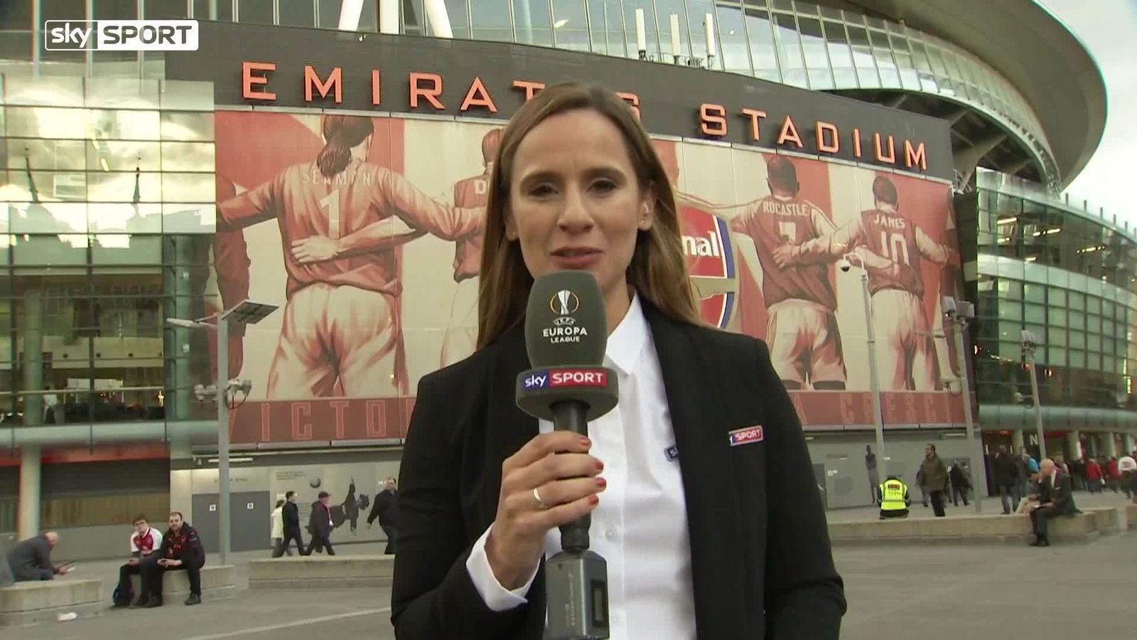 Christina Rann vor Arsenal vs. Köln: Strikter Dresscode bei Europa ...