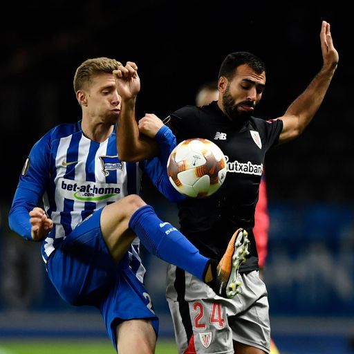 Vor leeren Ränge im Olympiastadion