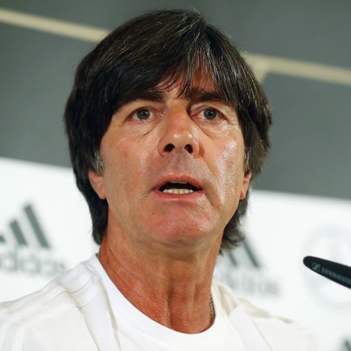 Joachim Löw stärkt Thomas Müller den Rücken