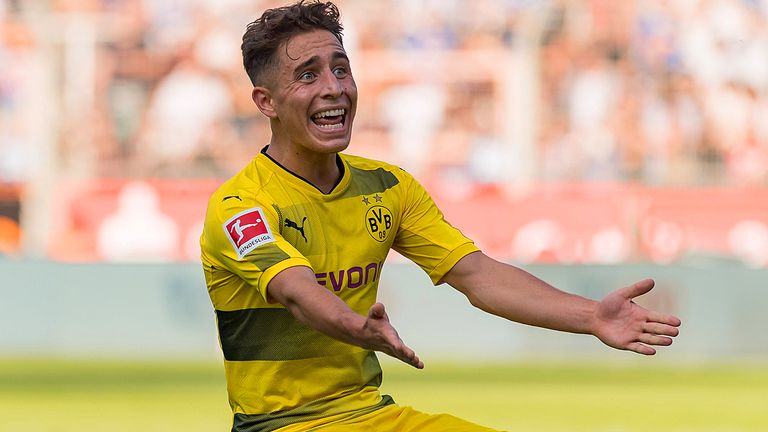 Einer der jüngsten Abgängen des BVB. Wechselt 2016 als eines der größten Talente Europas zur Borussia, schnuppert ein Jahr lang Dortmunder Luft und verabschiedet sich nach 12 Ligaspielen und einem Tor wieder aus Deutschland in Richtung Spanien.