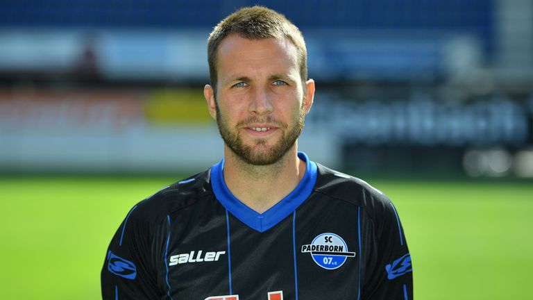 2005 - U18: Marc-André Kruska: Galt als Talent bei Borussia Dortmund, kam aber nie über eine Reservistenrolle beim Revierklub hinaus. Kickt heute beim SC Paderborn in der 3. Liga.