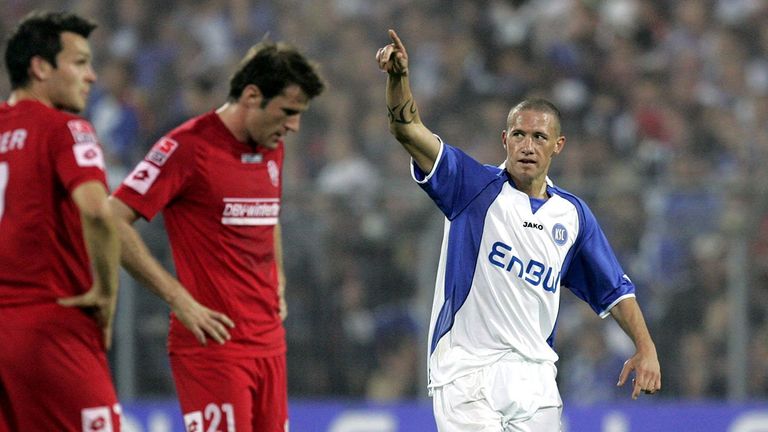 Trotz Pfiff: Sean Dundee Treffer gegen die Löwen in der 88. Minute zählt.