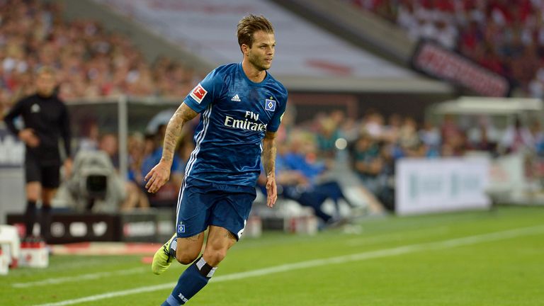 2008 - U19: Dennis Diekmeier: Das Nordlicht aus Bremen spielt bereits seit 2010 beim Hamburger SV und ist einer der Identifikationsfiguren des Bundesliga-Dinos.