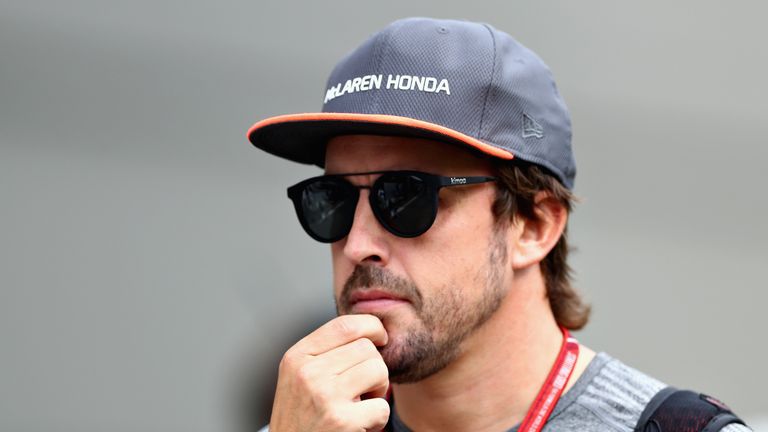 Fernando Alonso wird wohl auch in Zukunft seine Runden für McLaren drehen.