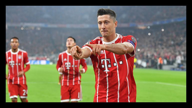 Robert Lewandowski und Co. wollen nach dem schwachen Auftritt gegen Wolfsburg in Paris ein Zeichen setzen.