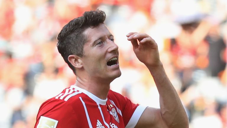 Robert Lewandowski sorgt mit seinen Äußerungen für Unruhe beim FC Bayern.