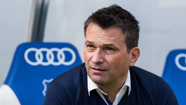 Christian Heidel hat bei den Fans des FC Schalke keinen guten Stand.
