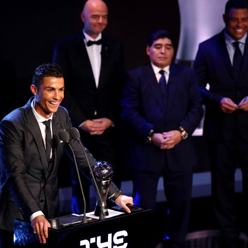 Cristiano Ronaldo Weltfußballer - Kroos in Weltelf gewählt 