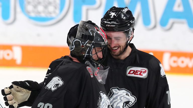 Die Nürnberg Ice Tigers eilen Titelverteidiger Red Bull München davon.