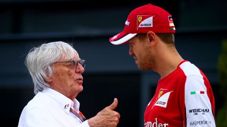 Bernie Ecclestone räumt ein, dass Ferrari in der Vergangenheit bevorteilt wurde.