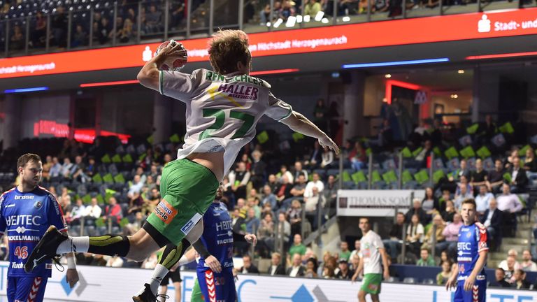 Göppingen steht dank Glanz-Auftritt von Nationalspieler Marcel Schiller im Viertelfinale.