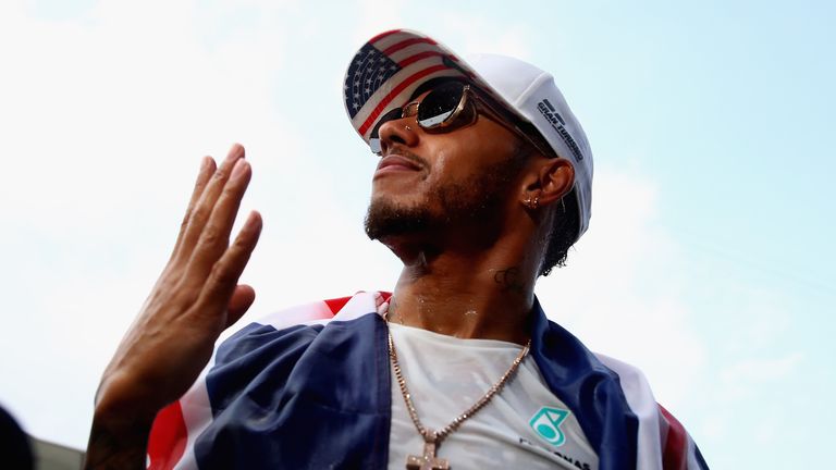 Lewis Hamilton äußert sich über seine Zukunftspläne.