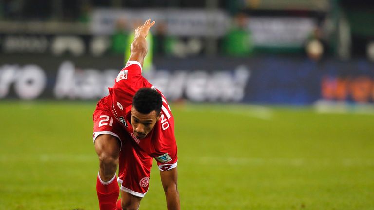 Fiel im Training auf die Schulter: Karim Onisiwo.