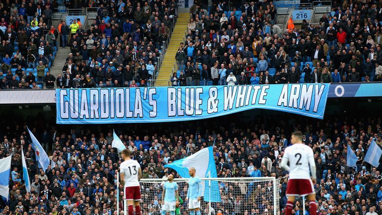 Die Auswärtsfans von Manchester City sollten ihren Gürtel lieber daheim lassen.