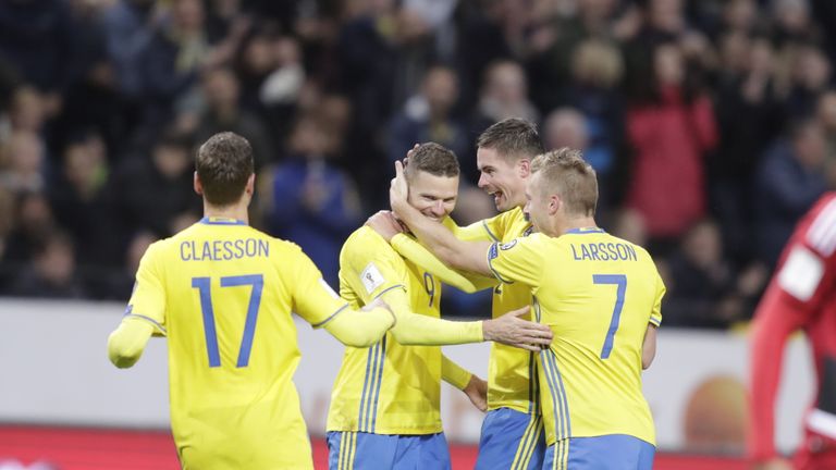 Marcus Berg trifft gleich viermal für Schweden.