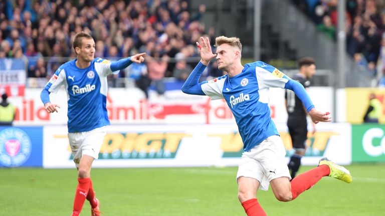 Läuft bei ihm: Marvin Duksch (r.) kommt jetzt schon auf neun Saisontreffer