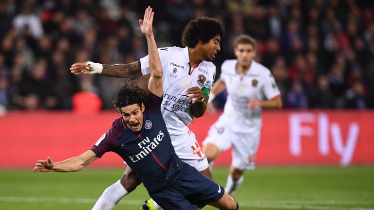 Edinson Cavani trifft gegen Nizza doppelt. 