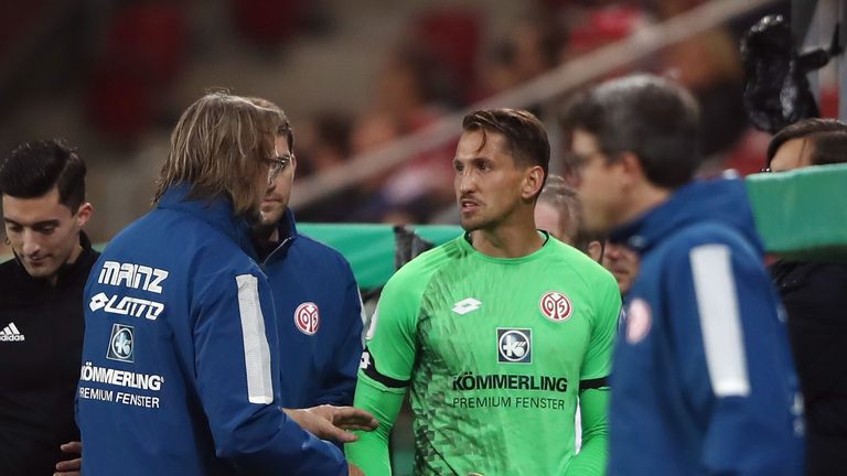Rene Adler fällt gegen Eintracht Frankfurt aus.