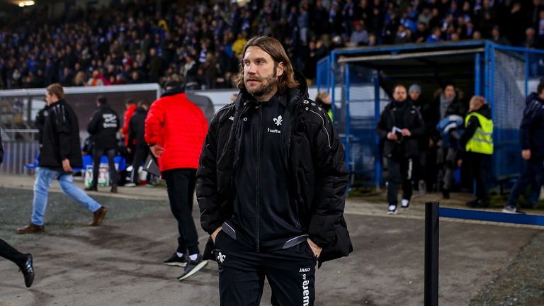 Darmstadt 98 ist mit Trainer Torsten Frings acht Spiele sieglos.