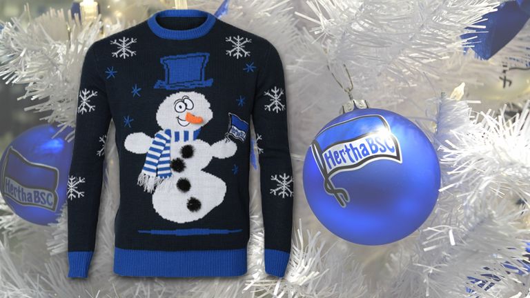 Herthas Schneemann sieht zwar aus, als hätte er getrunken. Aber was soll's, ist ja schließlich auch Glühwein-Zeit (© Hertha BSC).