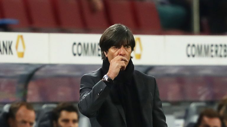 Bundestrainer Joachim Löw findet es "schade", dass die Italiener bei der WM in Russland nicht dabei sind.