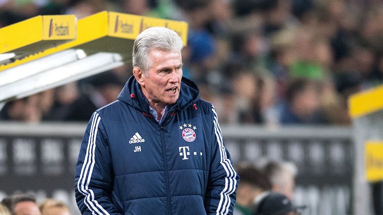 Jupp Heynckes war mit der Leistung seiner Mannschaft in der ersten Hälfte überhaupt nicht einverstanden.