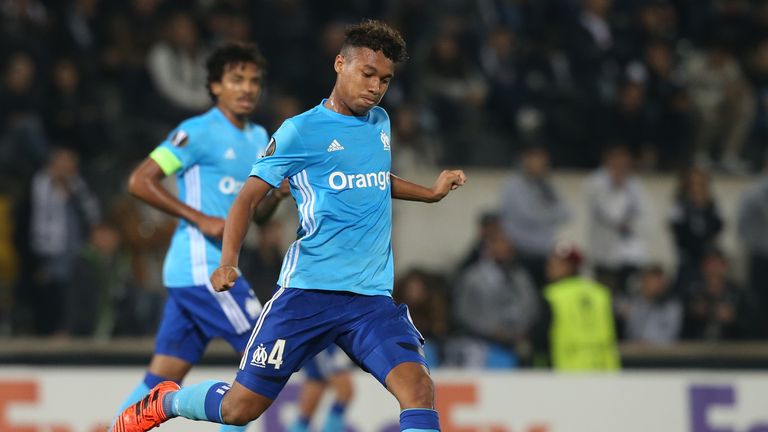 12. Boubacar Kamara (Olympique Marseille) - Alter beim Einsatz: 17 Jahre 11 Monate 6 Tage