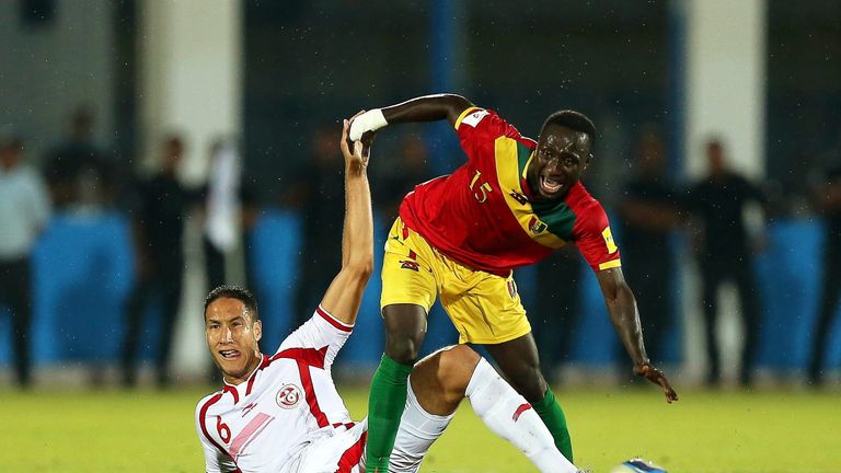 Mittelfeld: Naby Keita (Guinea)
Der Leiziger scheiterte mit Guinea als Gruppenletzter an Tunesien, DR Kongo und Libyen. Keita läuft seit 2014 für sein Heimatland auf.