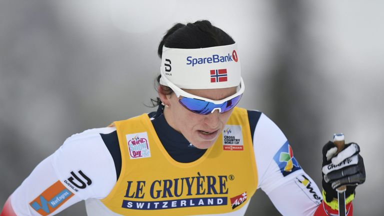 Norwegens Ski-Königin Marit Björgen verpasst den Gesamtsieg in Kuusamo.