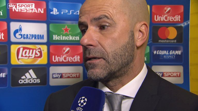 Peter Bosz analysiert die Pleite gegen Tottenham und sagt: 'Wir müssen das Derby gewinnen - auch für meine Position!' 