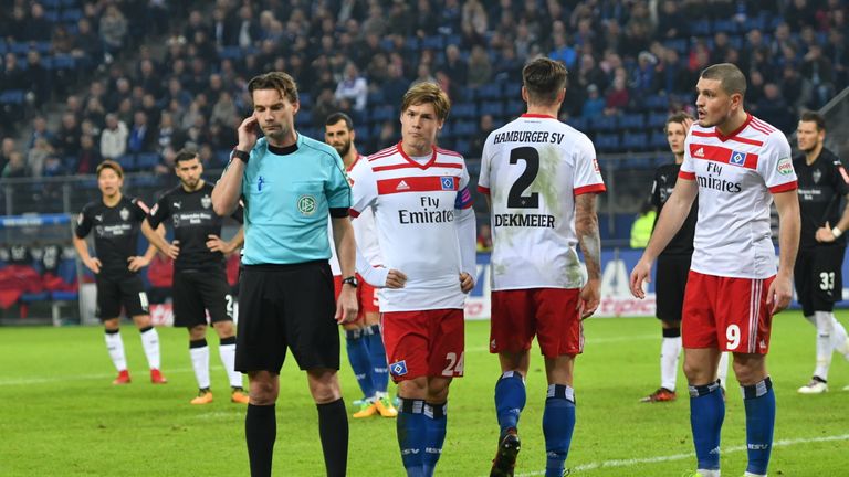 Schiedsrichter stehen in dieser Saison häufig in der Kritik.