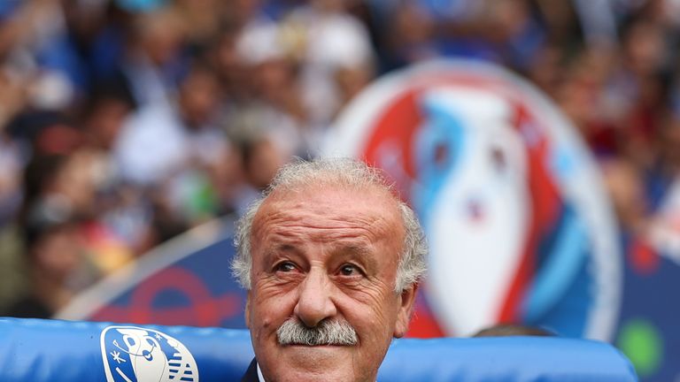 Spaniens ehemaliger Nationaltrainer Vicente del Bosque saß bis 2016 auf der Trainerbank.