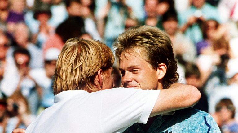 Boris Becker mit seinem Rivalen Stefan Edberg