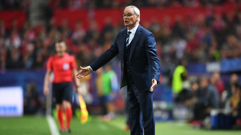 23.2.2017 - FUSSBALL: Teammanager Claudio Ranieri wird beim englischen Fußball-Meister Leicester City etwas unerwartet entlassen.