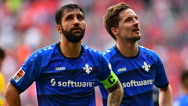 6.5.2017 - FUSSBALL: Der SV Darmstadt 98 steht nach einem 0:1 beim deutschen Meister Bayern München am 32. Spieltag der Bundesliga als erster Absteiger fest.