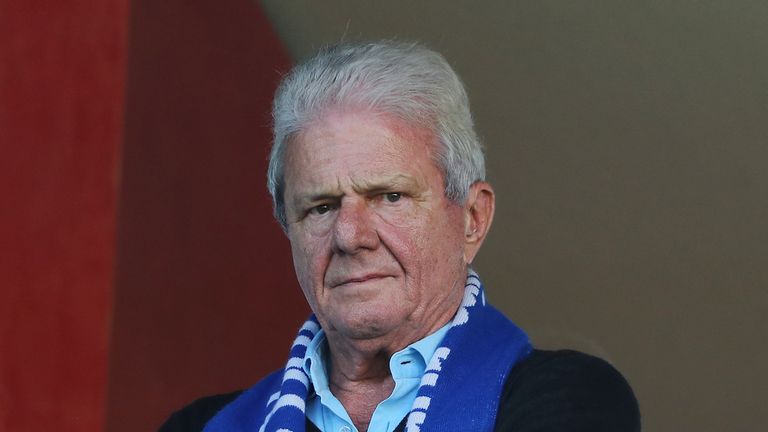 Hoffenheims Mehrheitseigner Dietmar Hopp möchte mit juristischen Schritten gegen die Anfeindungen vorgehen.