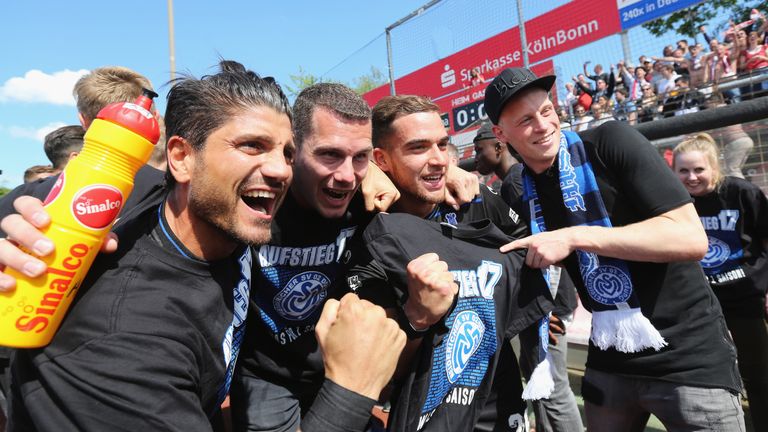 13.5.2017 - FUSSBALL: Der MSV Duisburg und Holstein Kiel steigen in die 2. Bundesliga auf. 