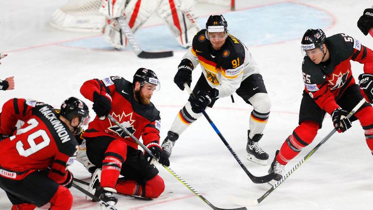 18.5.2017 - EISHOCKEY: Die deutsche Eishockey-Nationalmannschaft scheidet bei der Heim-WM in Köln im Viertelfinale nach einem 1.2 gegen Olympiasieger und Titelverteidiger Kanada aus.