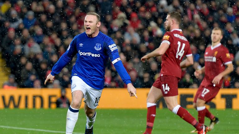 Wayne Rooney erzielt den Ausgleichstreffer gegen den FC Liverpool.