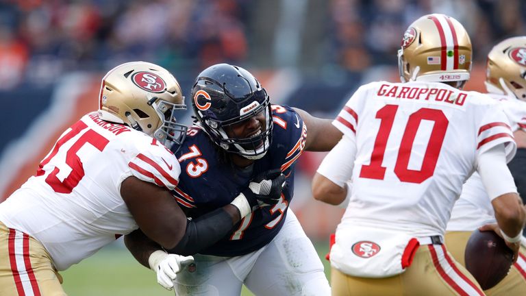 Jimmy Garoppolo feiert mit den san Francisco 49ers den zweiten Saisonsieg.