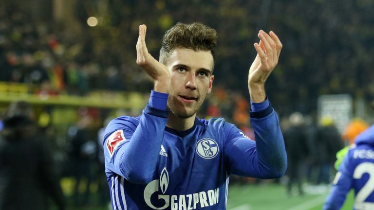 Leon Goretzka wird von europäischen Spitzenklubs heiß umworben.