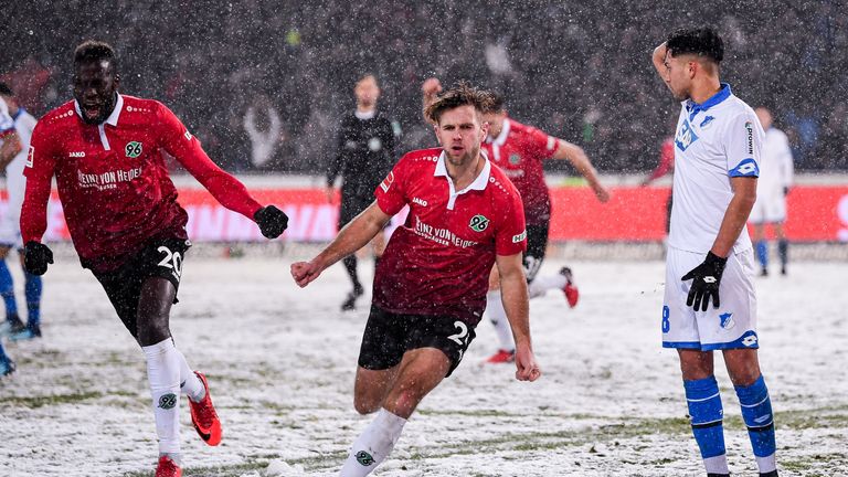 Hannover besiegt Hoffenheim mit 2:0 - Füllkrug trifft zum 1:0.
