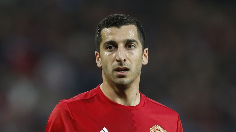 Henrikh Mkhitaryan spielt bei Manchester United sportlich kaum noch eine Rolle.