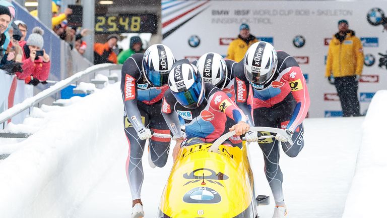 Johannes Lochner sichert sich den EM-Titel im Viererbob.