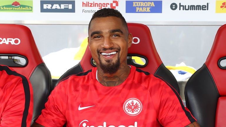 Kevin-Prince Boateng wird für seinen Einsatz gegen Rassismus geehrt.