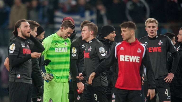 Nur im Pokal hakt es unter dem Österreicher. Köln kommt in keiner Saison über das Achtelfinale hinaus.