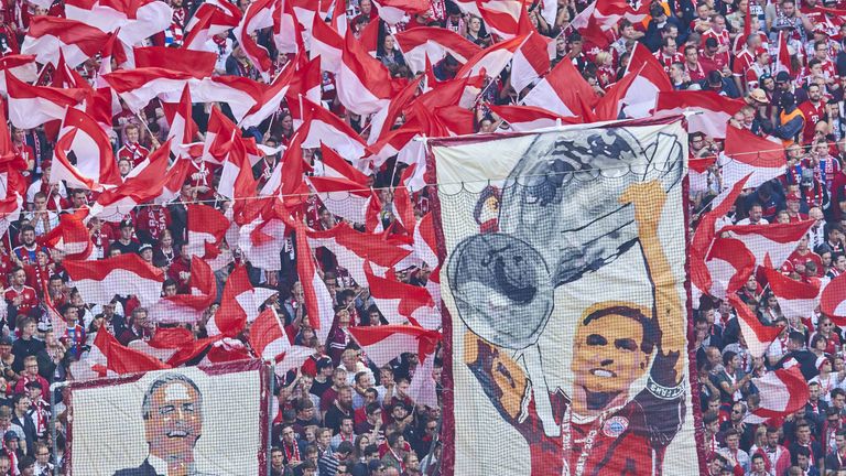 Ein ganz Großer beendete vergangene Saison seine Karriere. Philipp Lahm sagte nach 22 Jahren Tschüss. Die Stimmung in der Allianz Arena war an diesem Tag sehr emotional. 