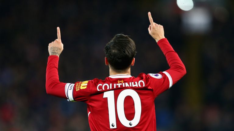 Philippe Coutinho trifft für Liverpool schon in der sechsten Minute.