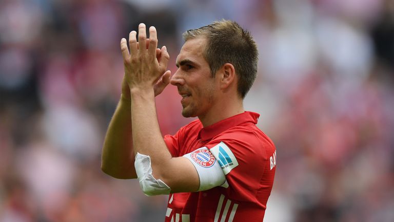 7.2.2017 - FUSSBALL: Bayern Münchens Kapitän Philipp Lahm verkündet sein Karriereende für den kommenden Sommer, wird dem deutschen Rekordmeister anschließend aber nicht als Sportdirektor zur Verfügung stehen.
